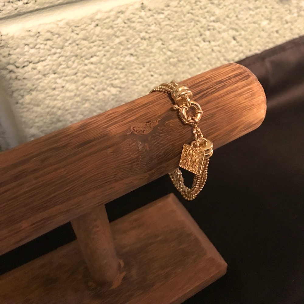 Anne Klein bracelet